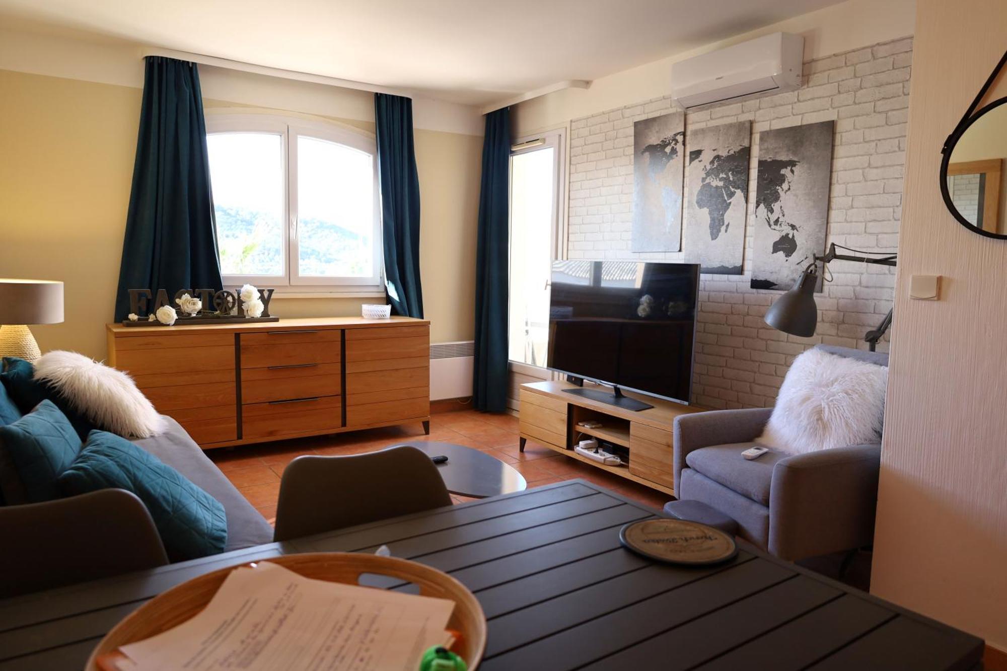 Appartement Piscine Mer Montagne Les Issambres Exterior photo